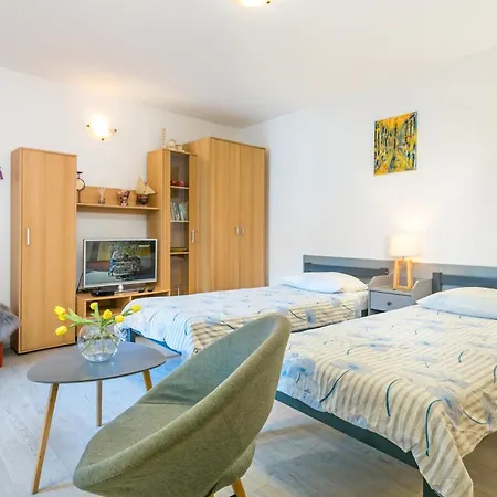 Appartement With Wifi - 7596 *