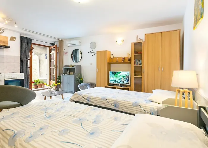 With Wifi - 7596 Apartment *